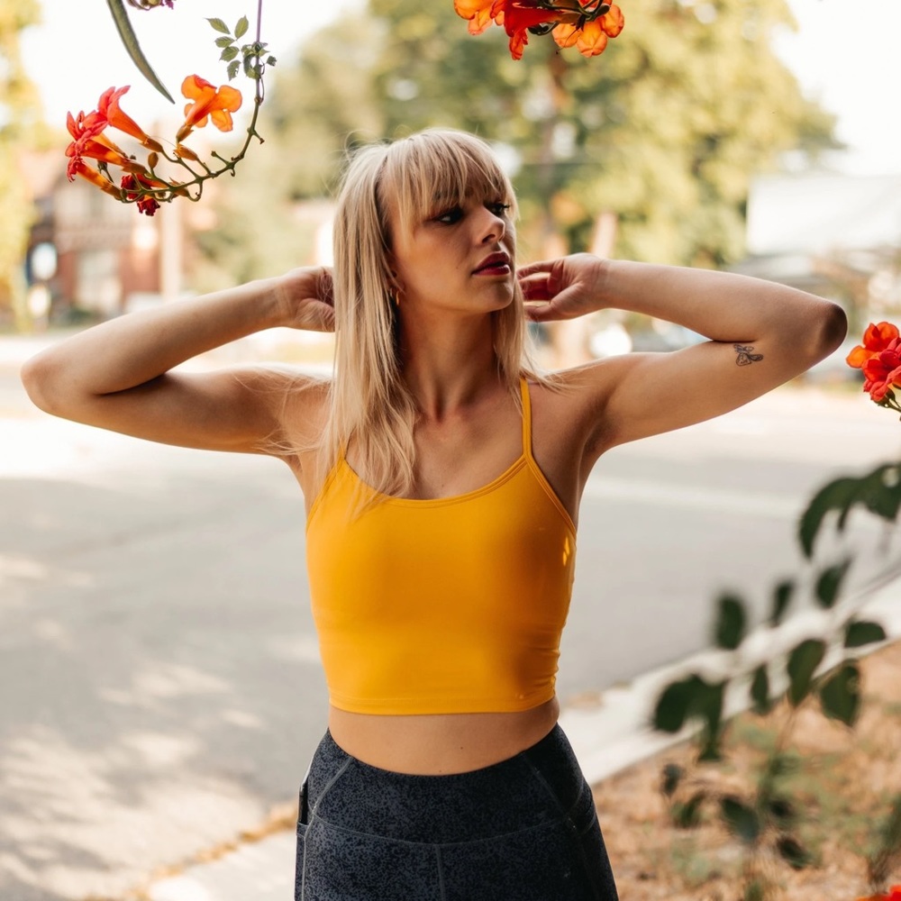 Senita Athletics - Ava Crop Top